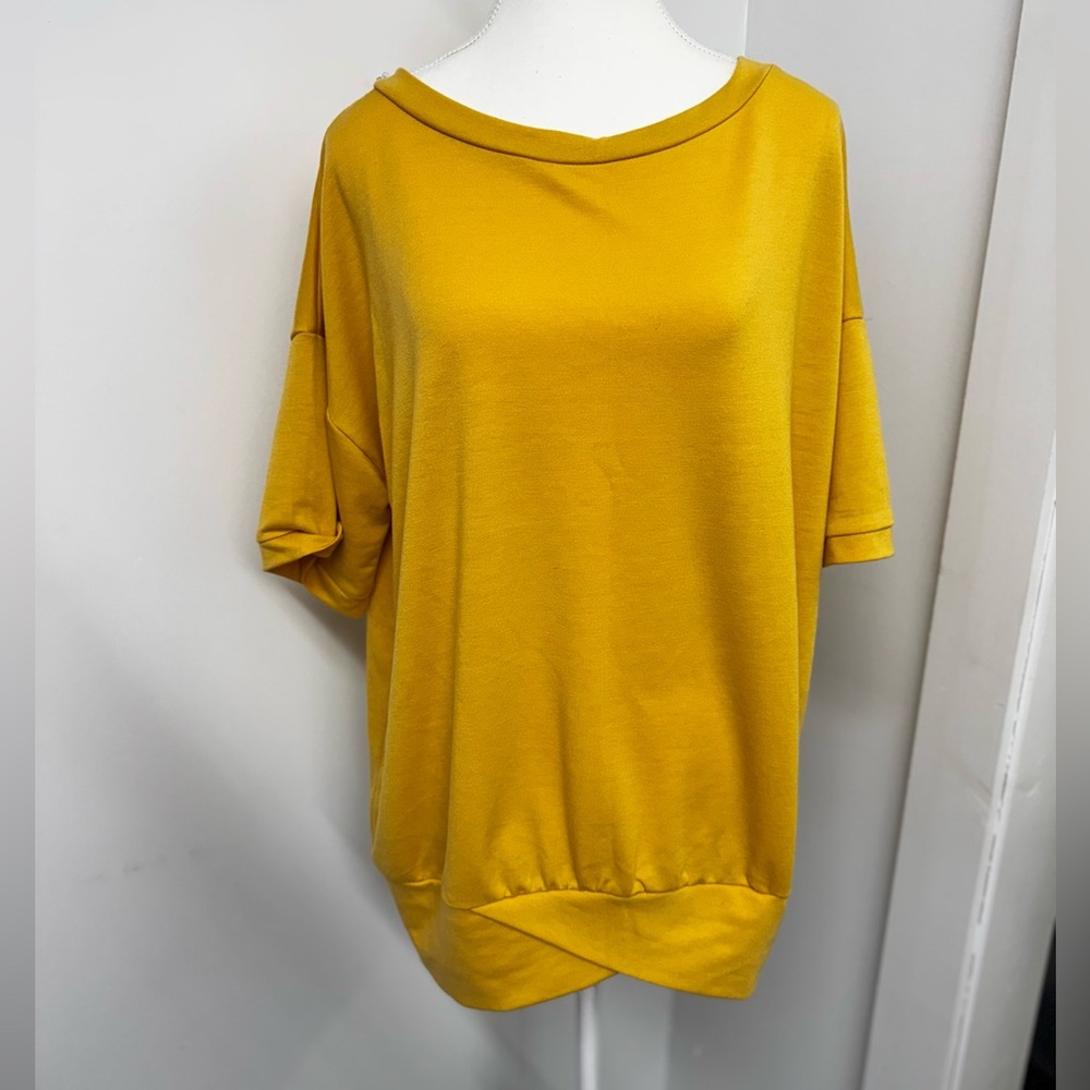 Chic Mustard Short Sleeve Top